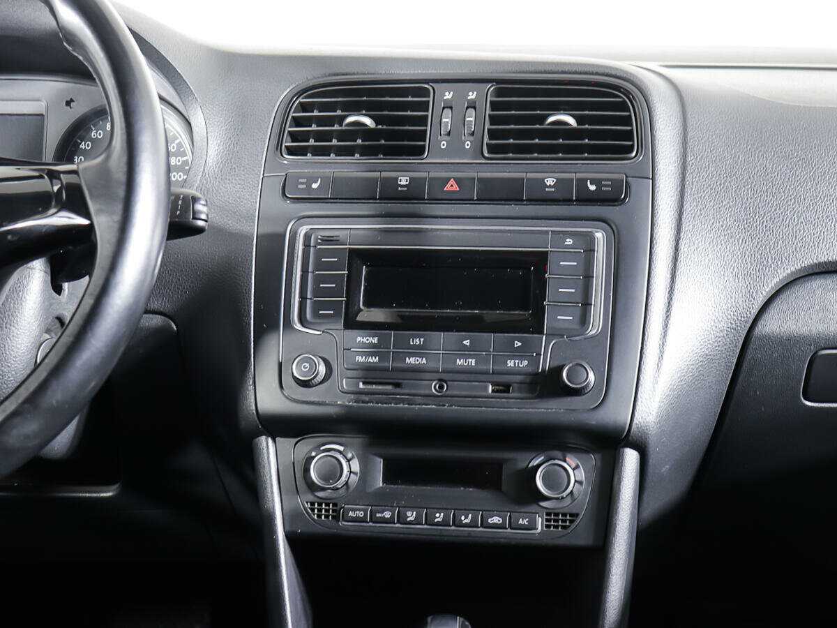 Купить Volkswagen Polo, 2017, 97 800 км.. Фото: #10