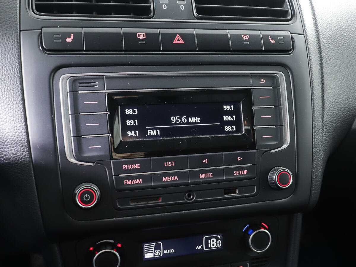 Купить Volkswagen Polo, 2017, 97 800 км.. Фото: #16