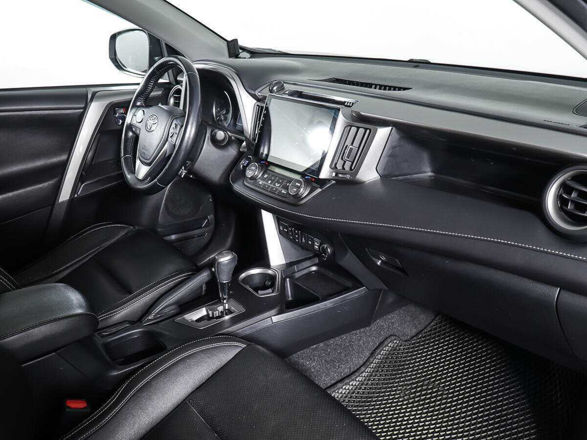 Купить Toyota RAV4, 2019, 111 025 км.. Фото: #10