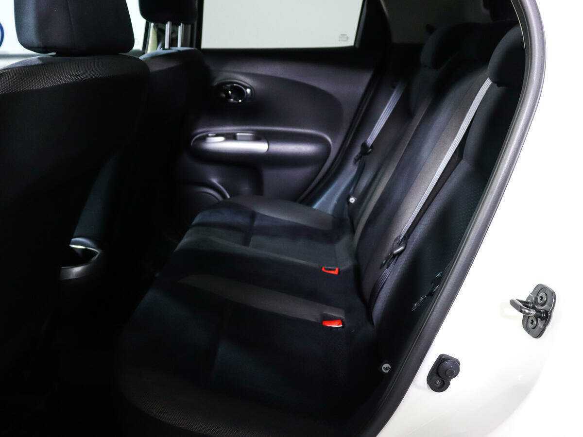 Купить Ниссан Жук, 2012, 122 694 км.. Фото: #7