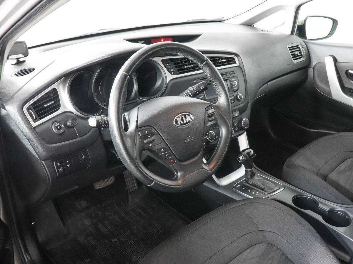 Купить Kia Ceed, 2016, 74 665 км.. Фото: #8