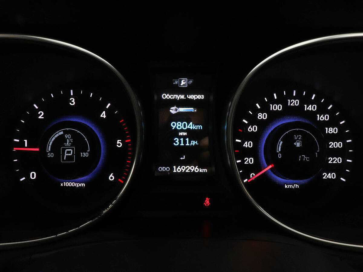 Купить Hyundai Santa Fe, 2012, 169 292 км.. Фото: #10