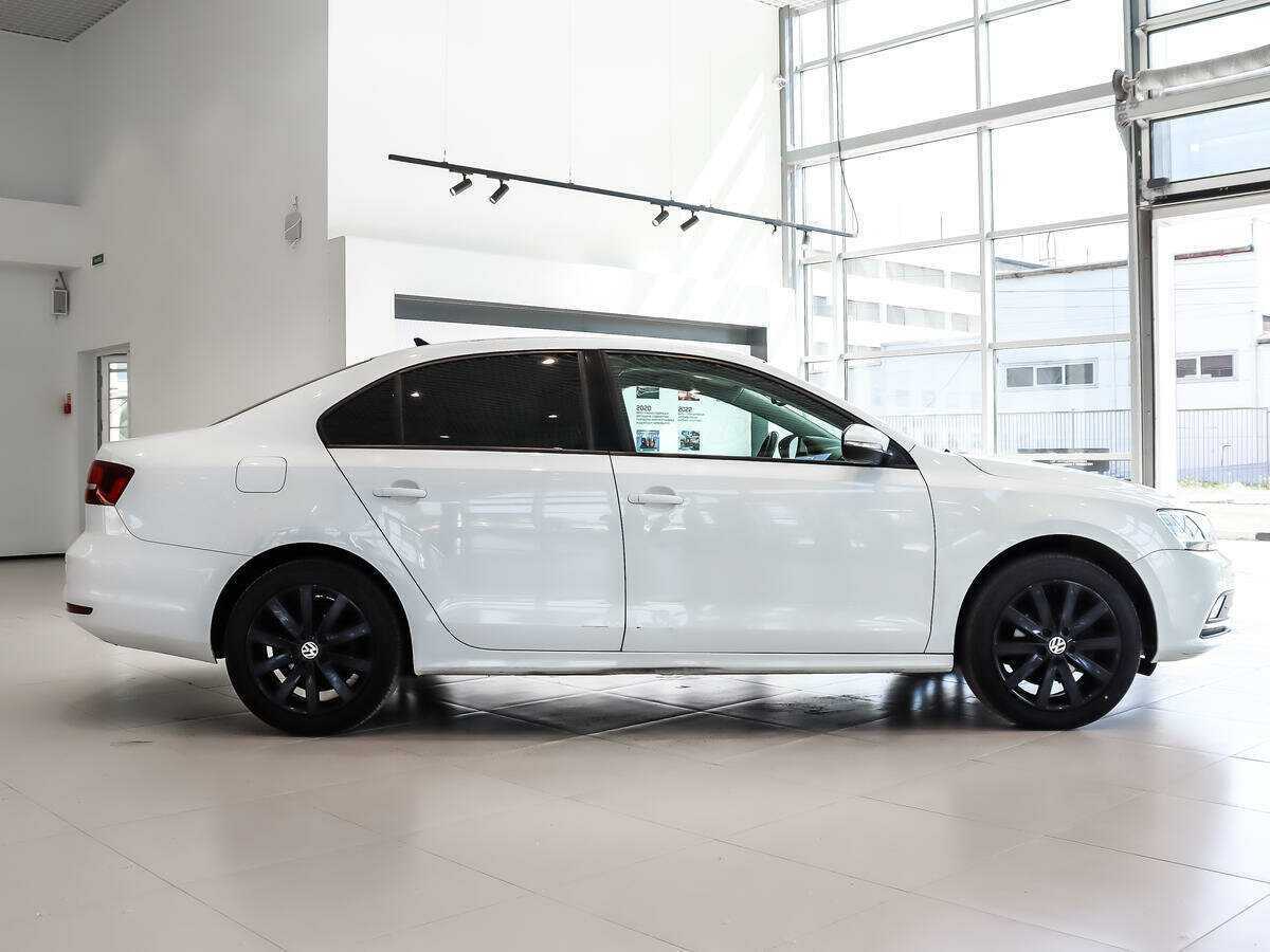 Купить Volkswagen Jetta, 2017, 87 032 км.. Фото: #3