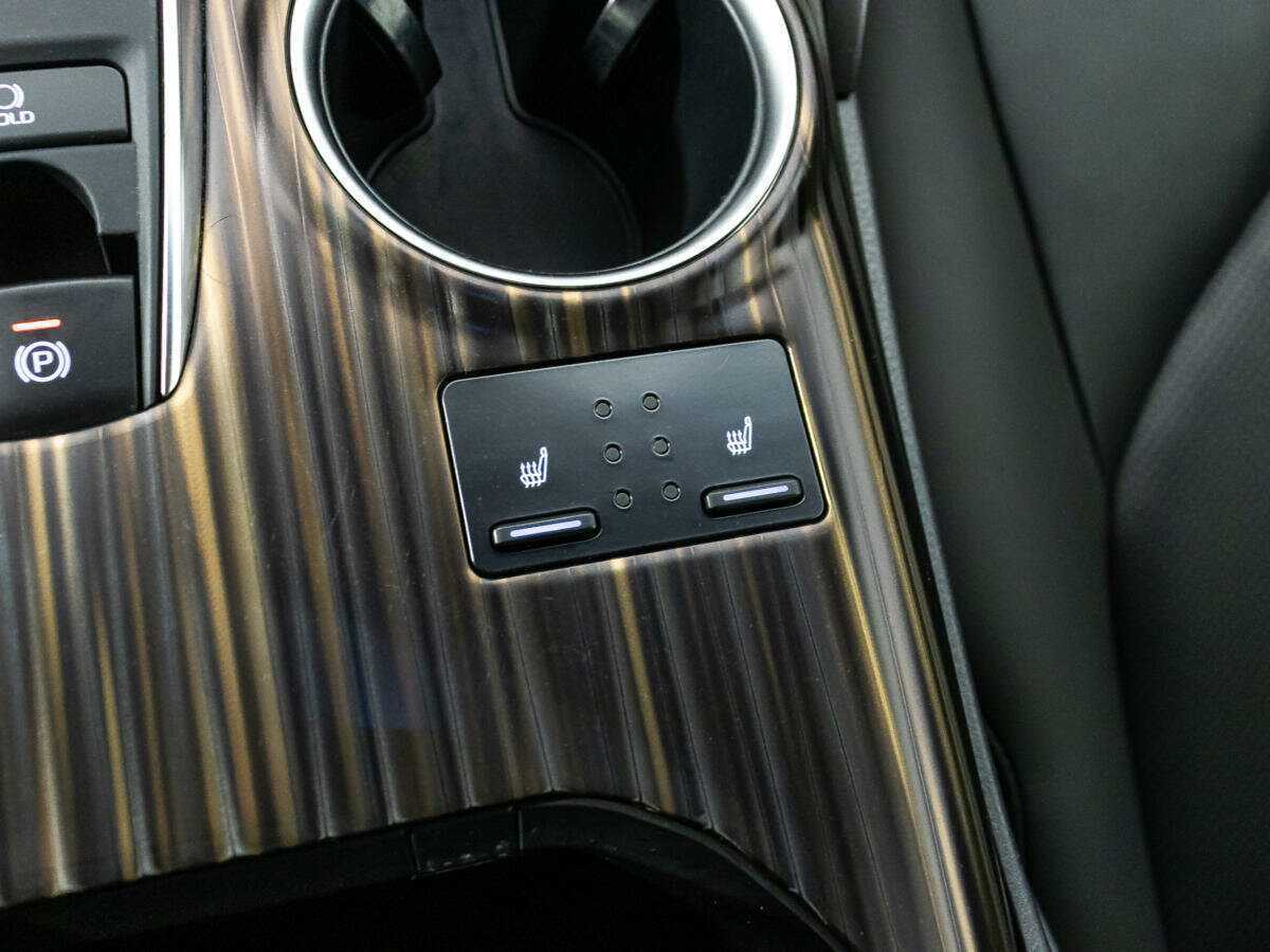 Купить Toyota Camry, 2020, 31 447 км.. Фото: #17