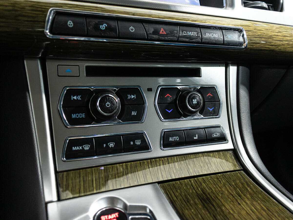 Купить Ягуар ИксФ, 2012, 115 000 км.. Фото: #17