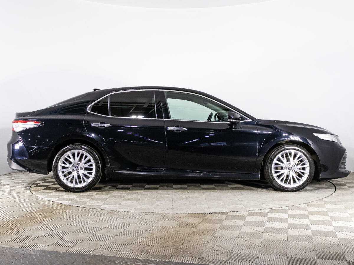 Купить Toyota Camry, 2018, 79 554 км.. Фото: #3