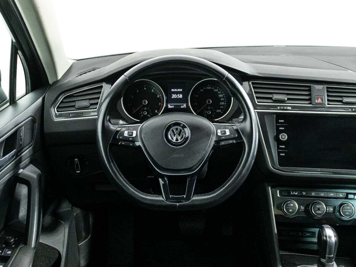 Купить Volkswagen Tiguan, 2019, 30 500 км.. Фото: #16
