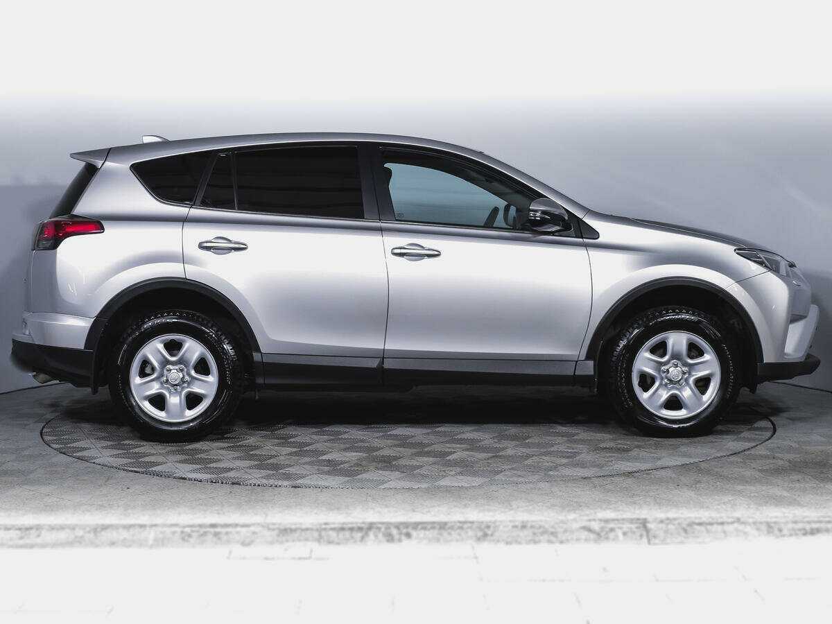 Купить Toyota RAV4, 2018, 92 900 км.. Фото: #3