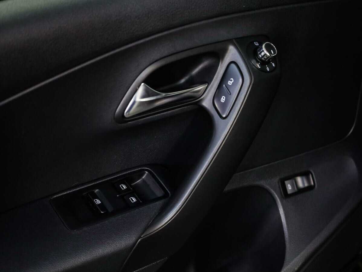 Купить Volkswagen Polo, 2016, 101 667 км.. Фото: #13