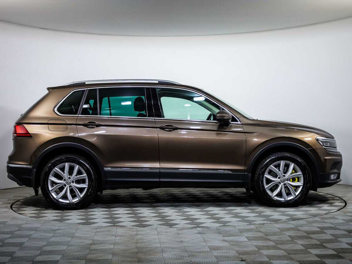 Купить Volkswagen Tiguan, 2018, 58 273 км.. Фото: #2