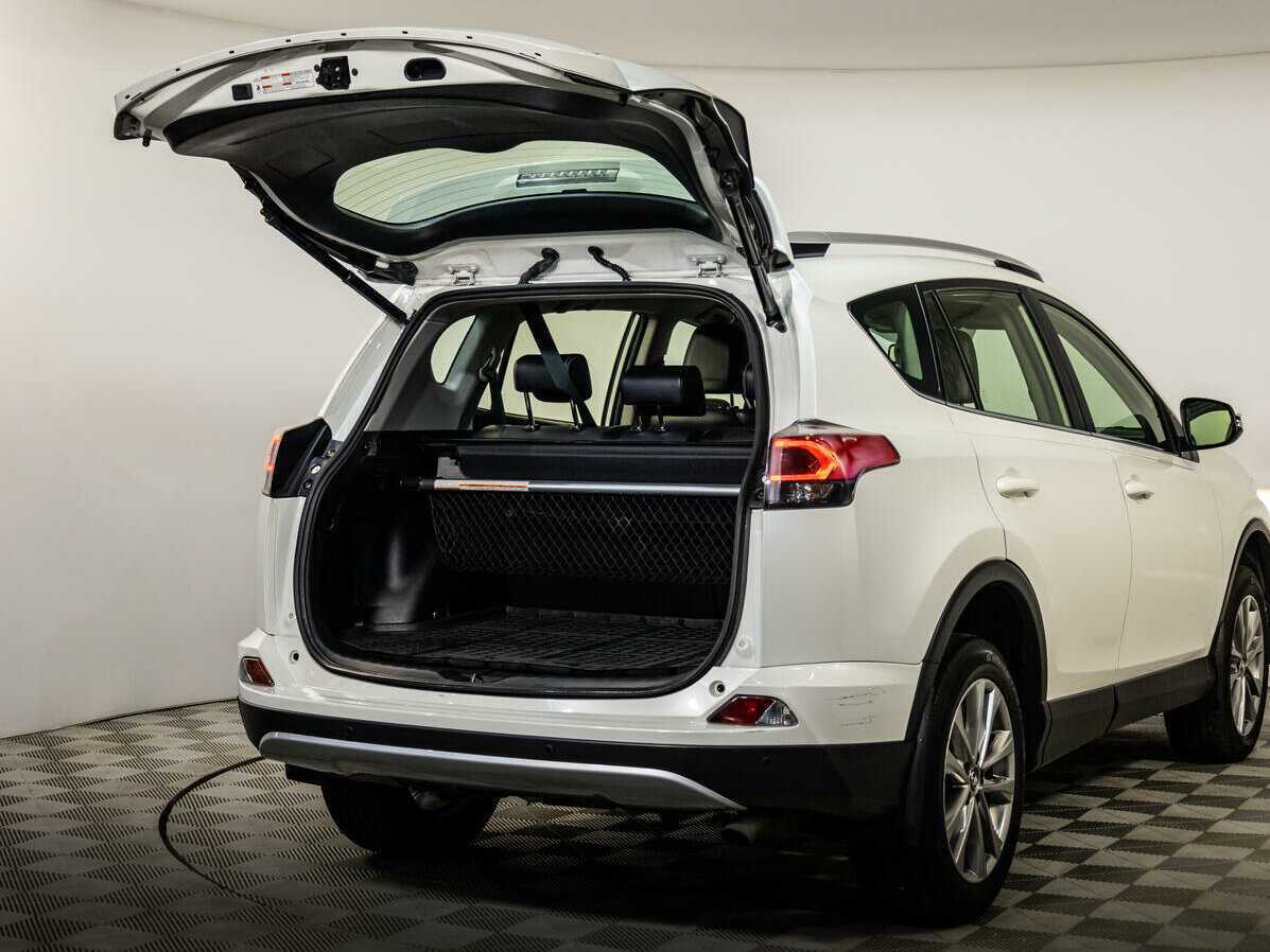 Купить Toyota RAV4, 2015, 68 190 км.. Фото: #25