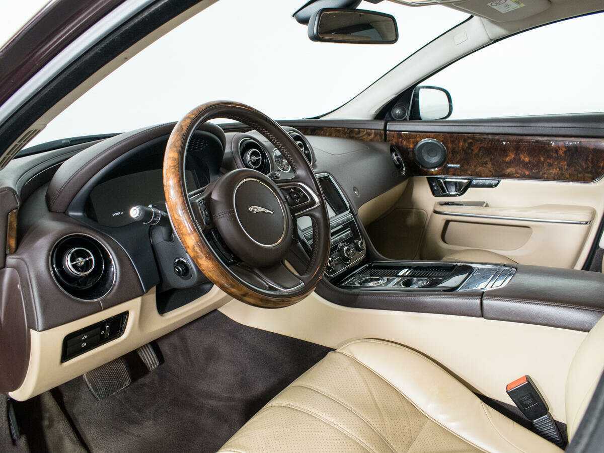 Купить Jaguar XJ, 2014, 143 000 км.. Фото: #12