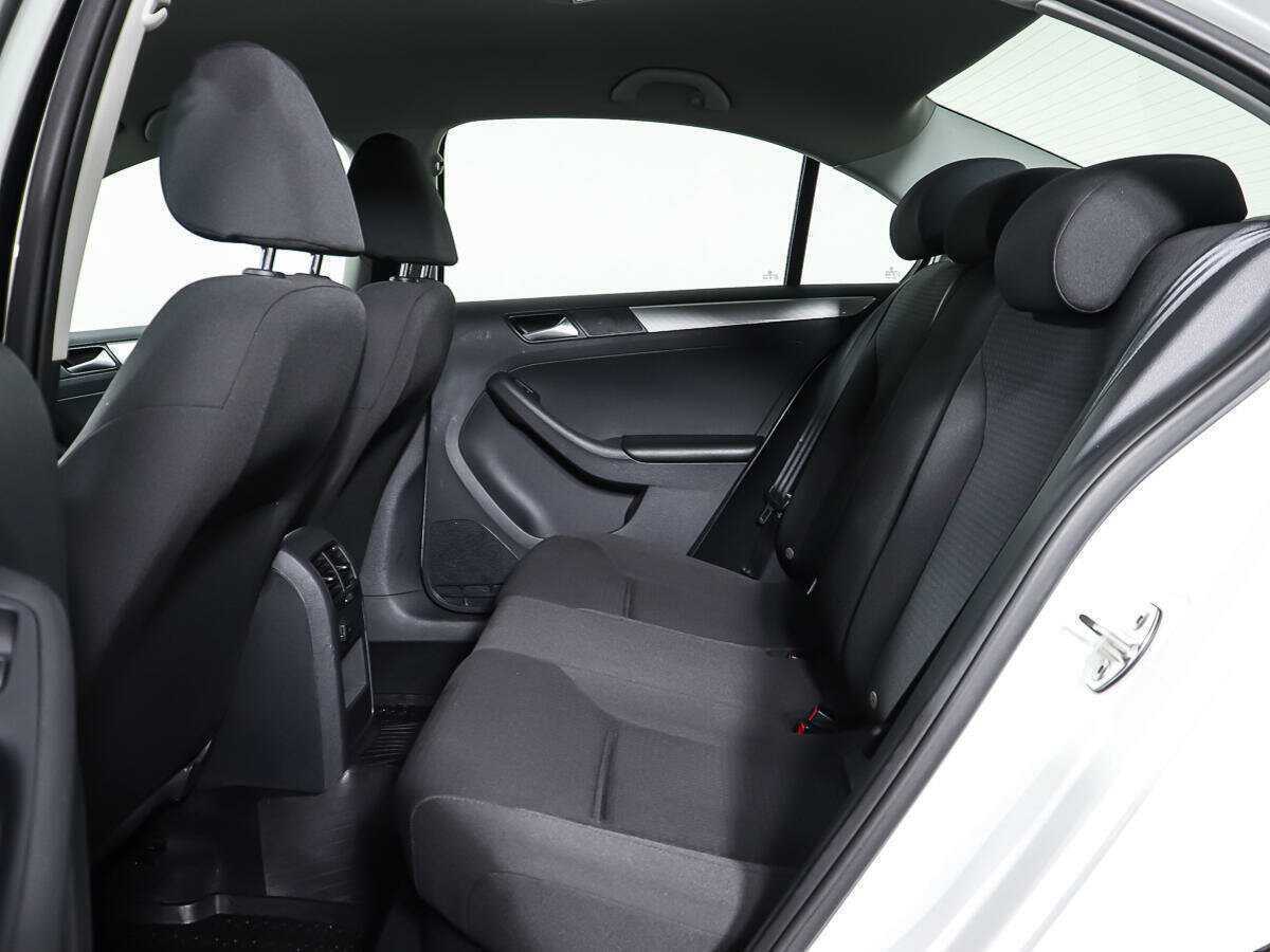 Купить Volkswagen Jetta, 2016, 64 905 км.. Фото: #4