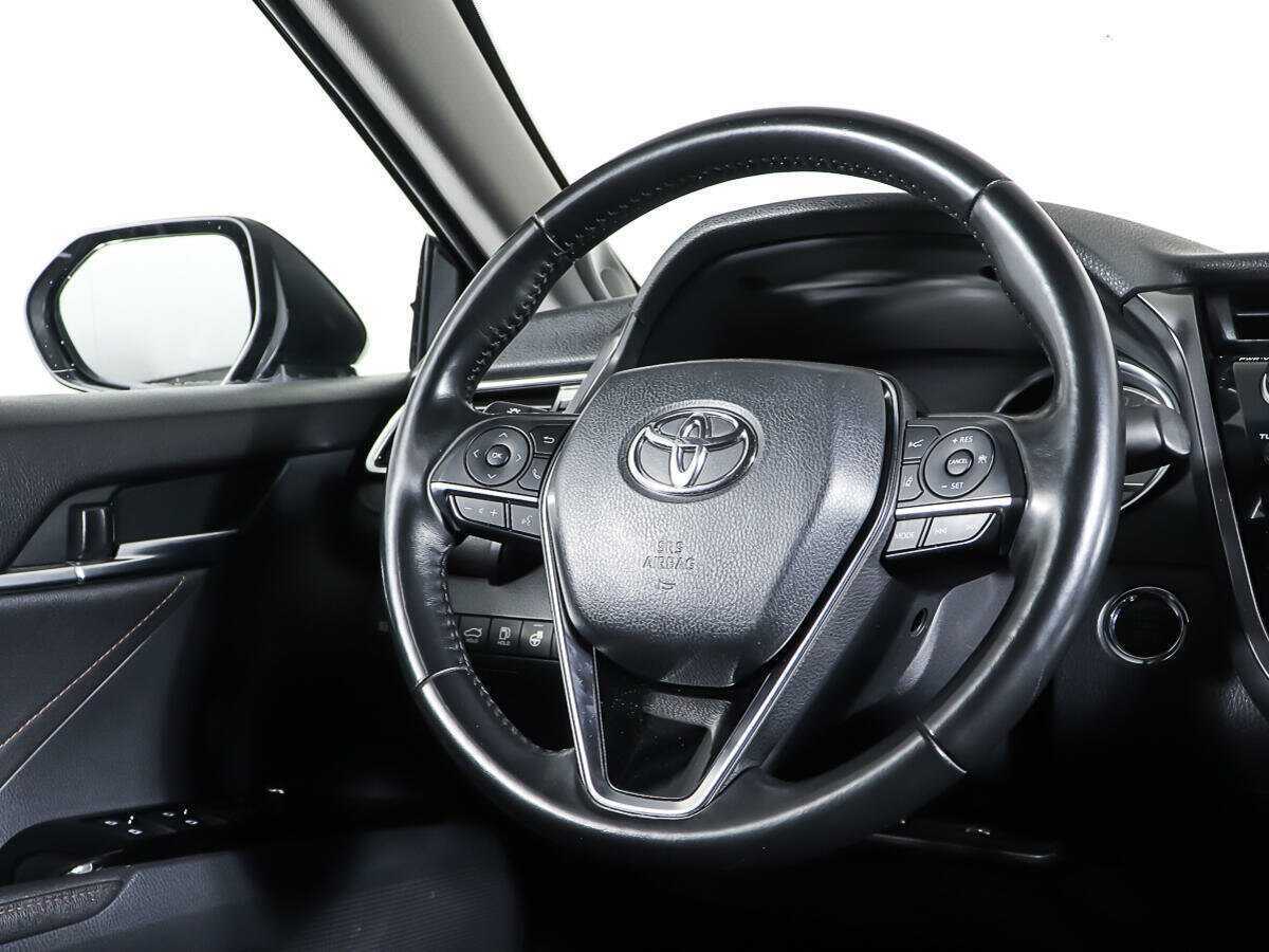 Купить Toyota Camry, 2019, 26 300 км.. Фото: #14
