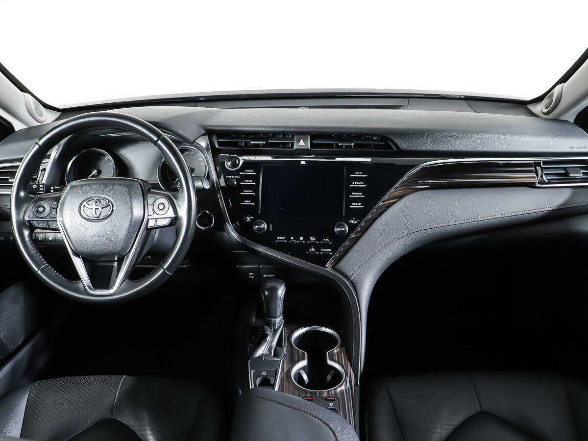 Купить Toyota Camry, 2018, 83 650 км.. Фото: #12