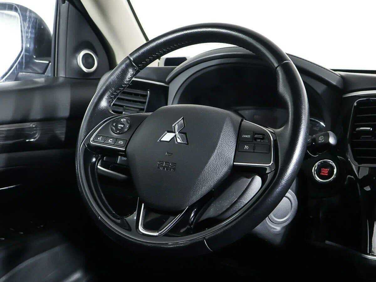 Купить Mitsubishi Outlander, 2016, 60 538 км.. Фото: #8