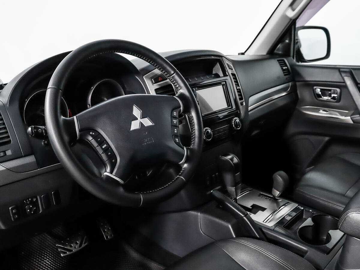 Купить Mitsubishi Pajero, 2015, 39 804 км.. Фото: #8