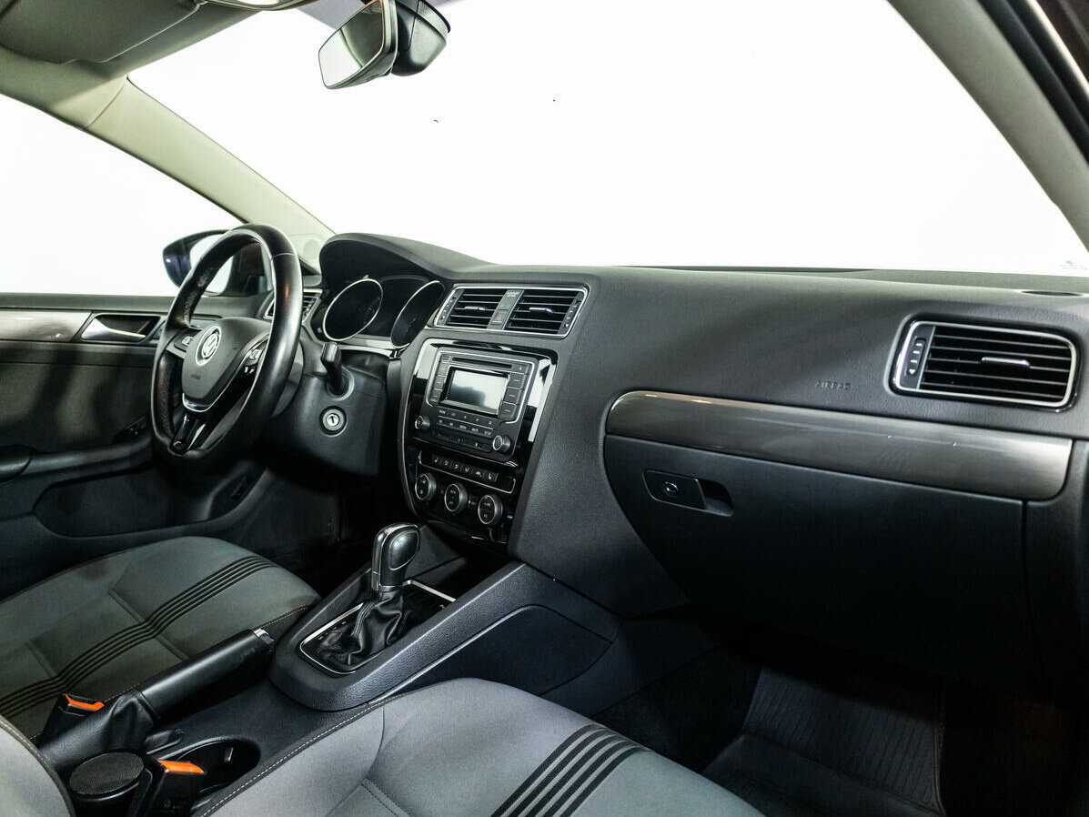 Купить Volkswagen Jetta, 2016, 119 856 км.. Фото: #7