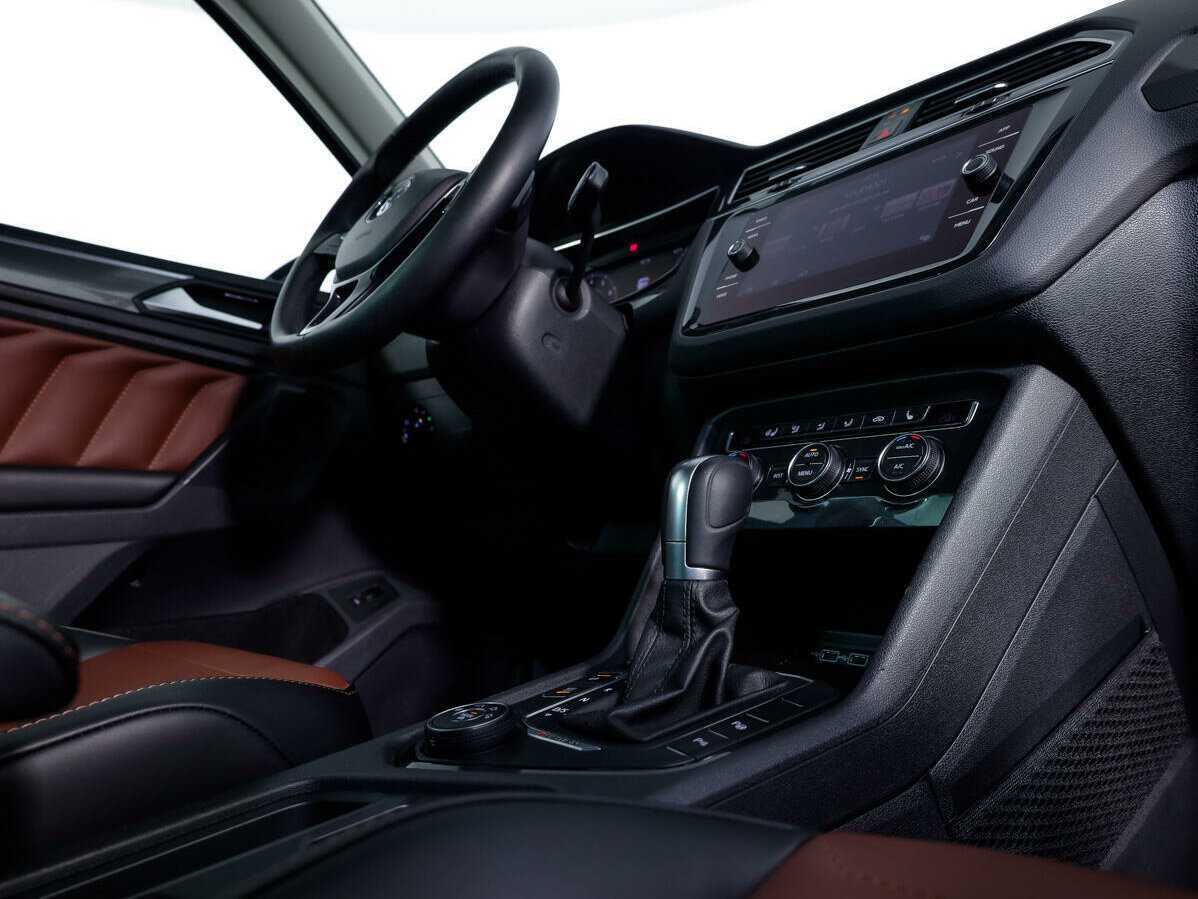 Купить Volkswagen Tiguan, 2018, 89 962 км.. Фото: #14