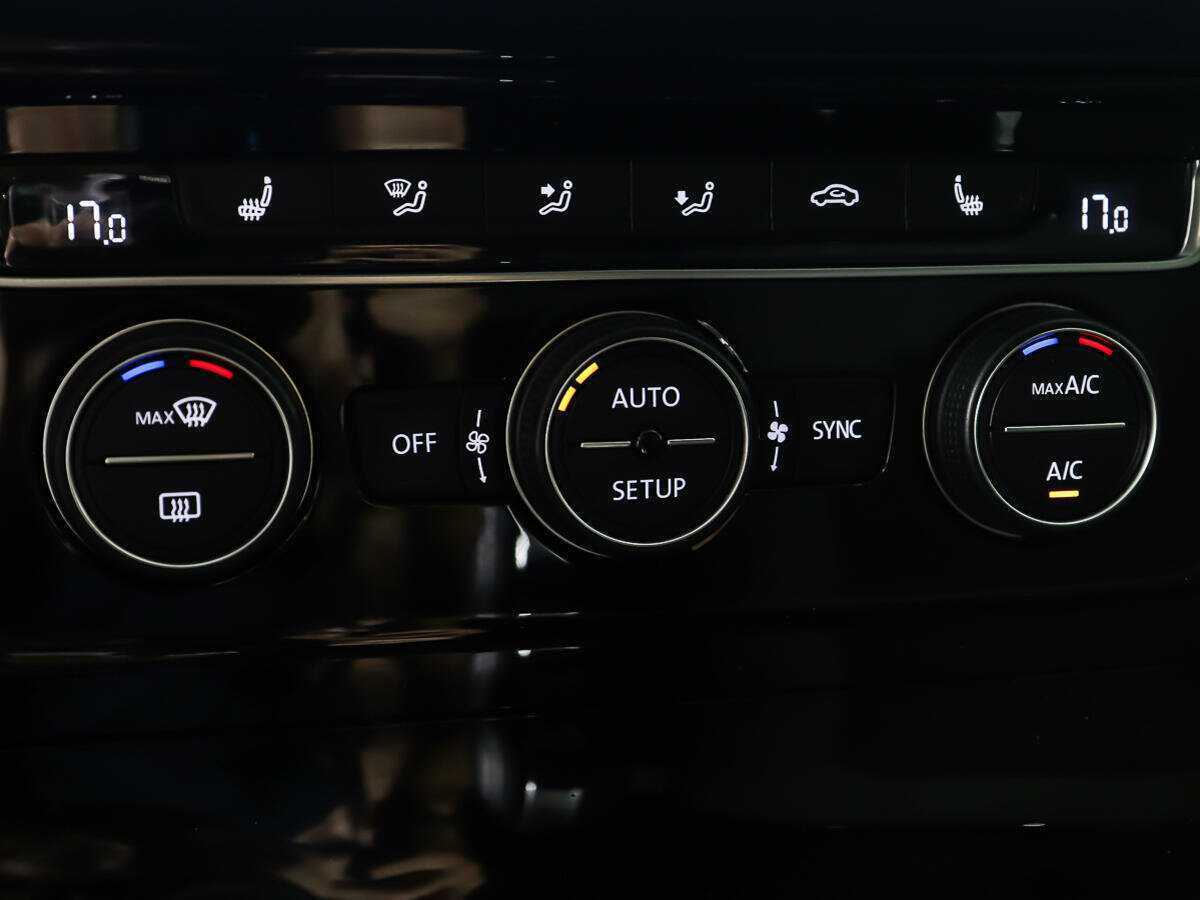 Купить Volkswagen Golf, 2013, 129 106 км.. Фото: #16