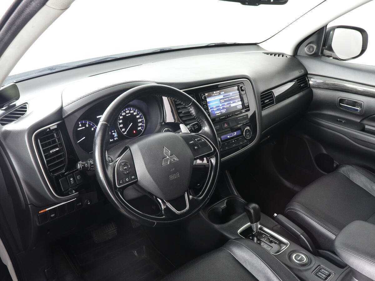 Купить Mitsubishi Outlander, 2016, 87 241 км.. Фото: #8