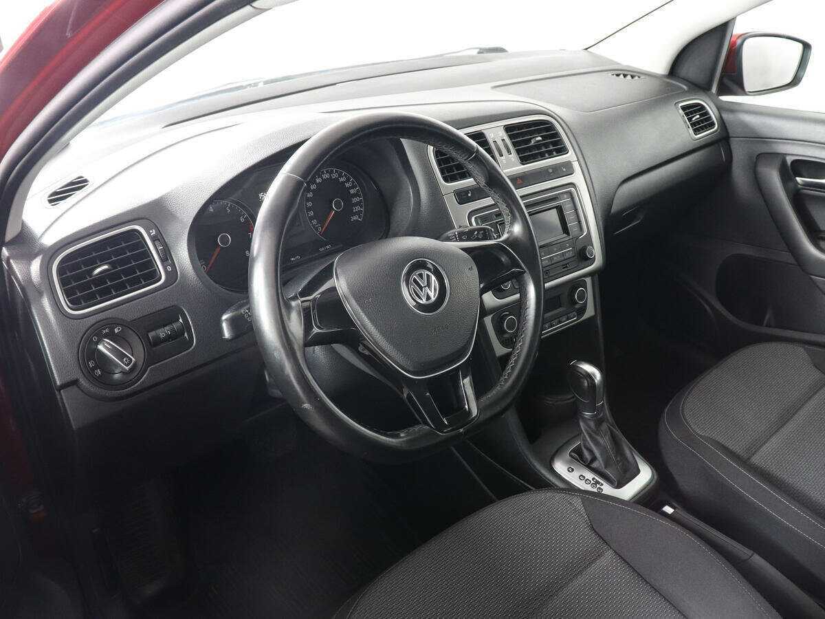 Купить Volkswagen Polo, 2015, 112 415 км.. Фото: #4