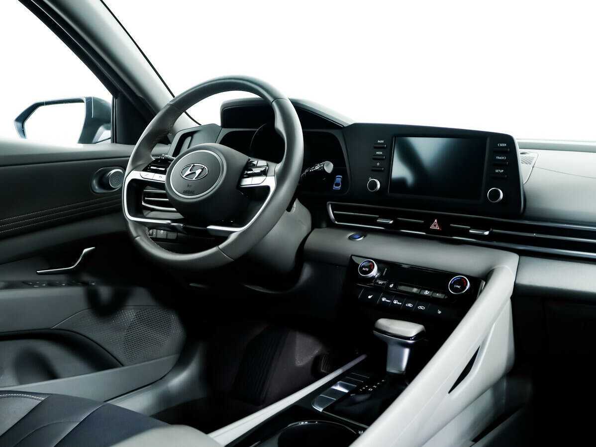 Купить Hyundai Elantra, 2021, 34 882 км.. Фото: #8