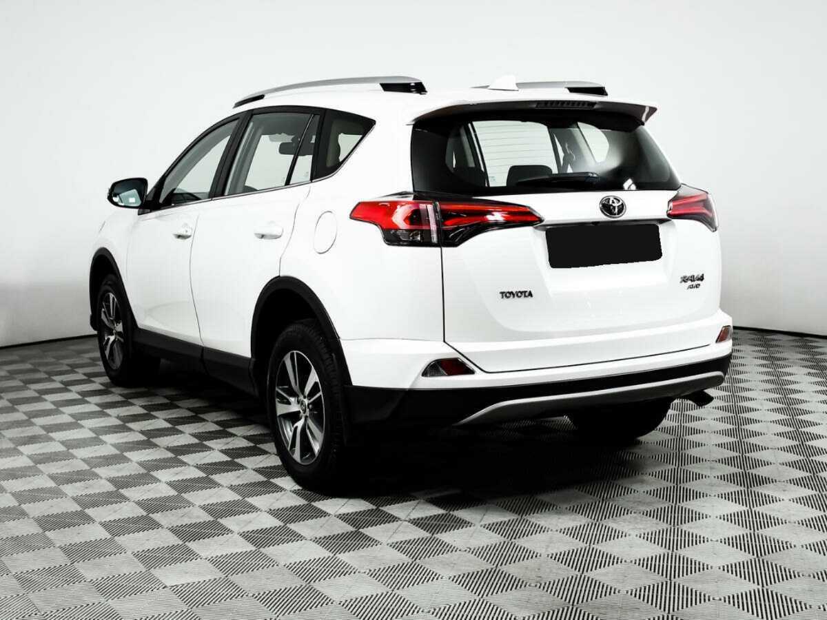 Купить Toyota RAV4, 2018, 56 802 км.. Фото: #6