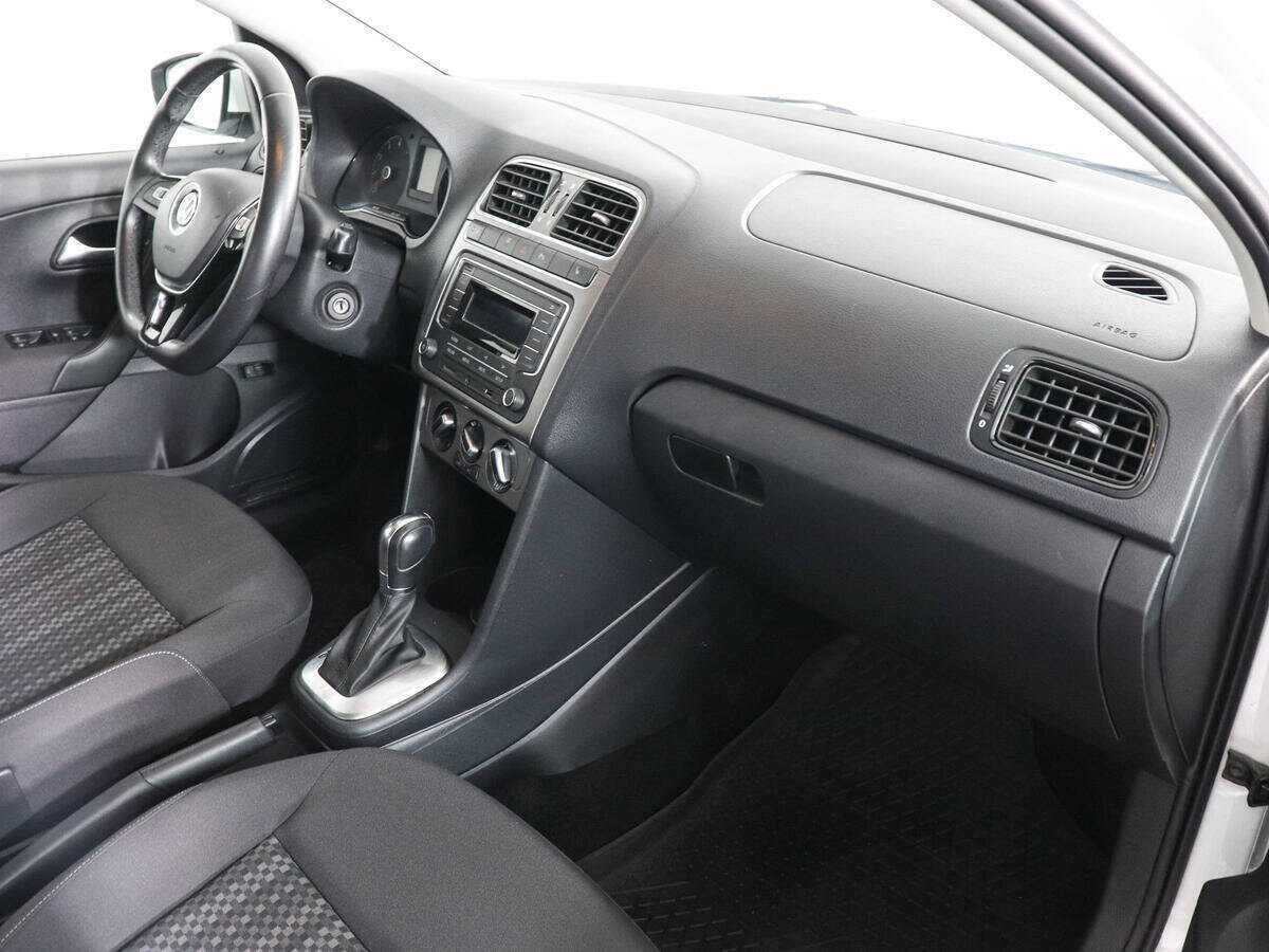 Купить Volkswagen Polo, 2019, 58 022 км.. Фото: #9