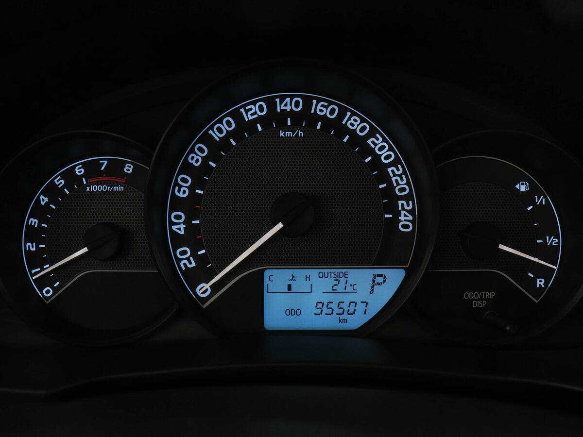 Купить Toyota Corolla, 2014, 95 505 км.. Фото: #10