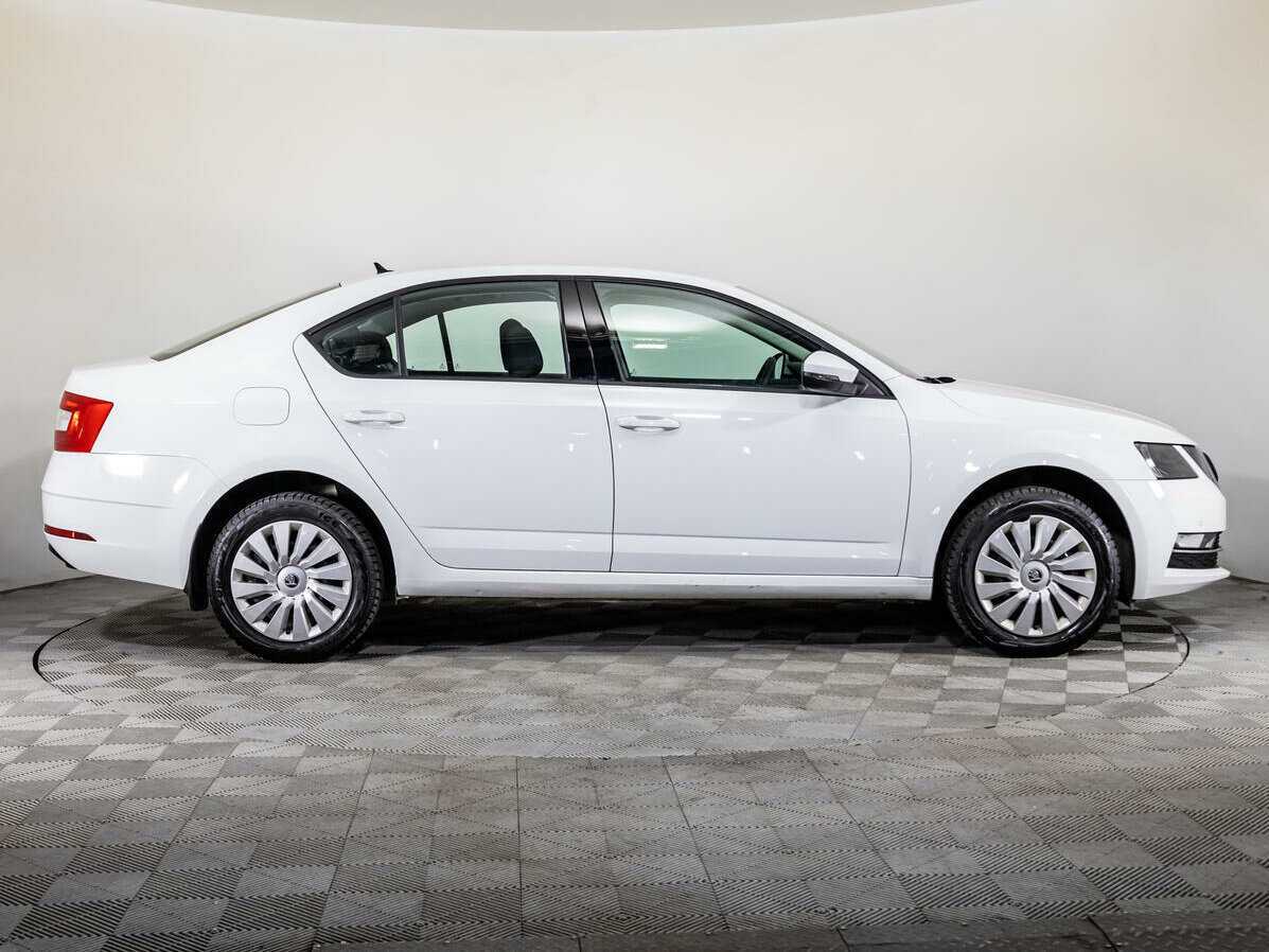 Купить Шкода Октавия, 2019, 49 208 км.. Фото: #3