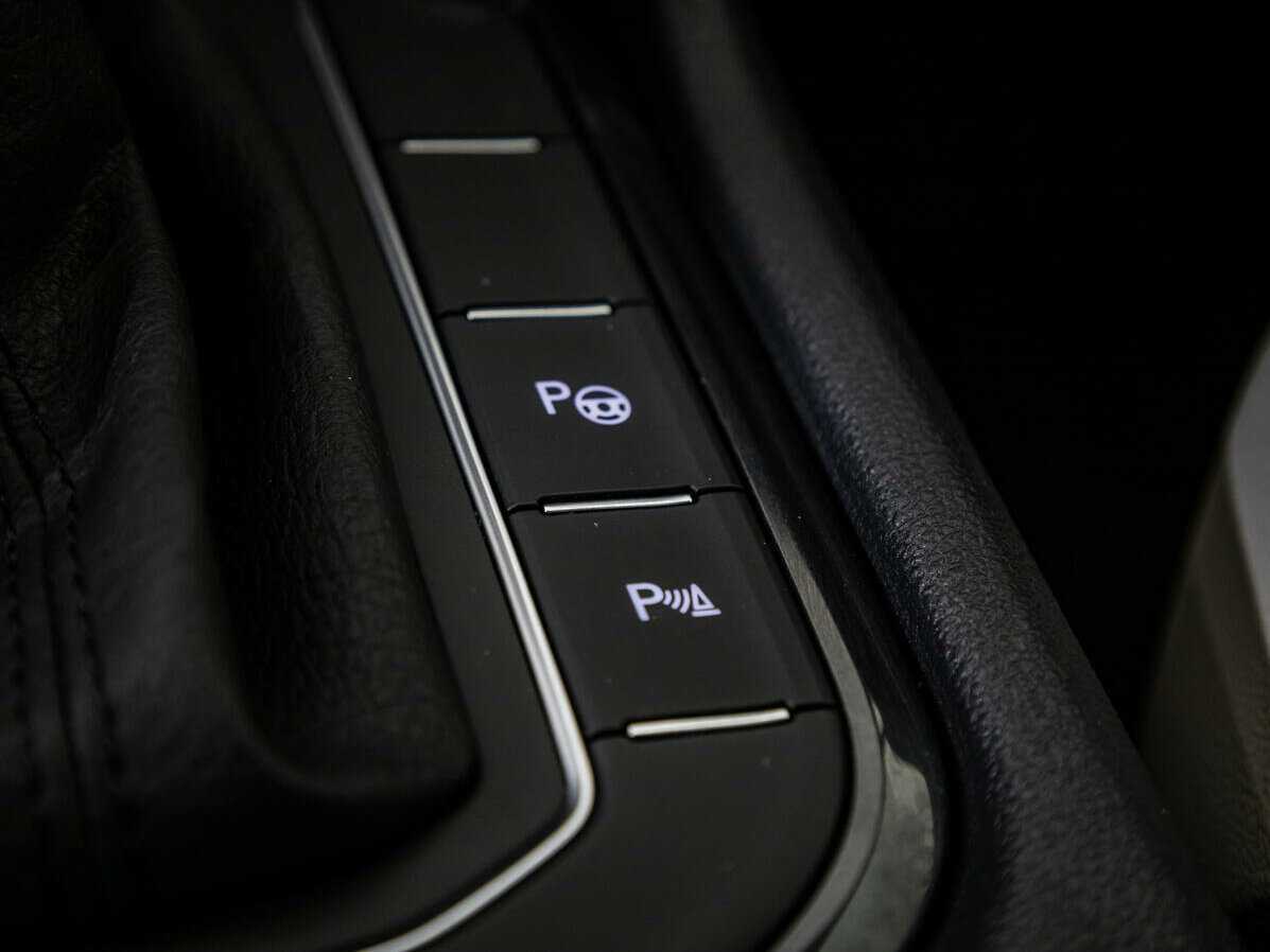 Купить Volkswagen Tiguan, 2019, 132 813 км.. Фото: #16