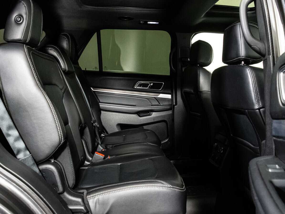 Купить Ford Explorer, 2017, 126 350 км.. Фото: #15