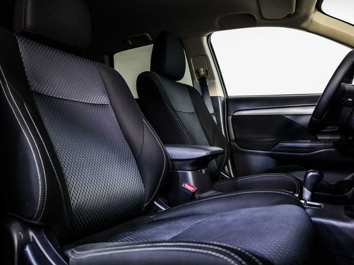 Купить Mitsubishi Outlander, 2015, 153 902 км.. Фото: #9