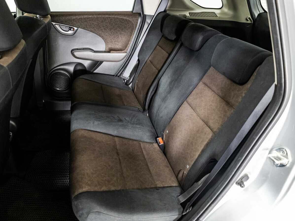 Купить Honda Fit Shuttle, 2013, 144 645 км.. Фото: #9