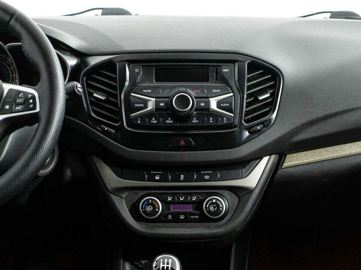 Купить Лада (ВАЗ) Веста, 2018, 116 245 км.. Фото: #13