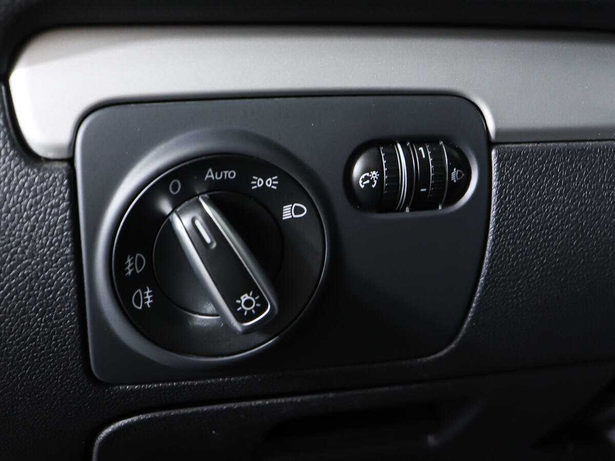 Купить Volkswagen Golf, 2012, 269 564 км.. Фото: #12