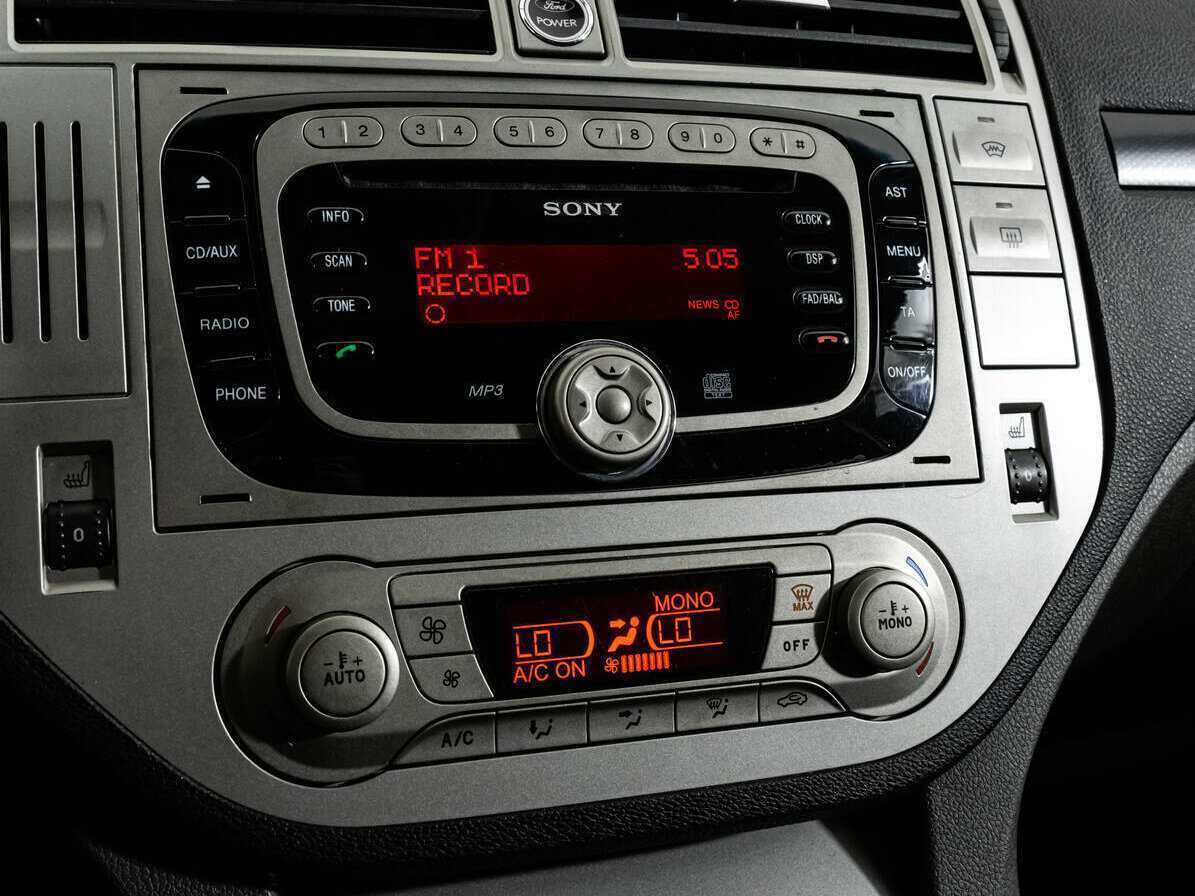 Купить Ford Kuga, 2012, 167 261 км.. Фото: #13