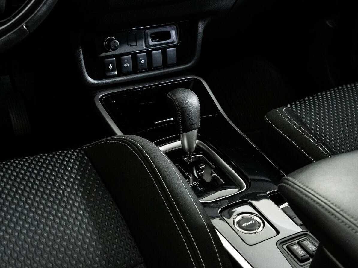 Купить Митсубиши Оутлэндер, 2019, 72 084 км.. Фото: #12