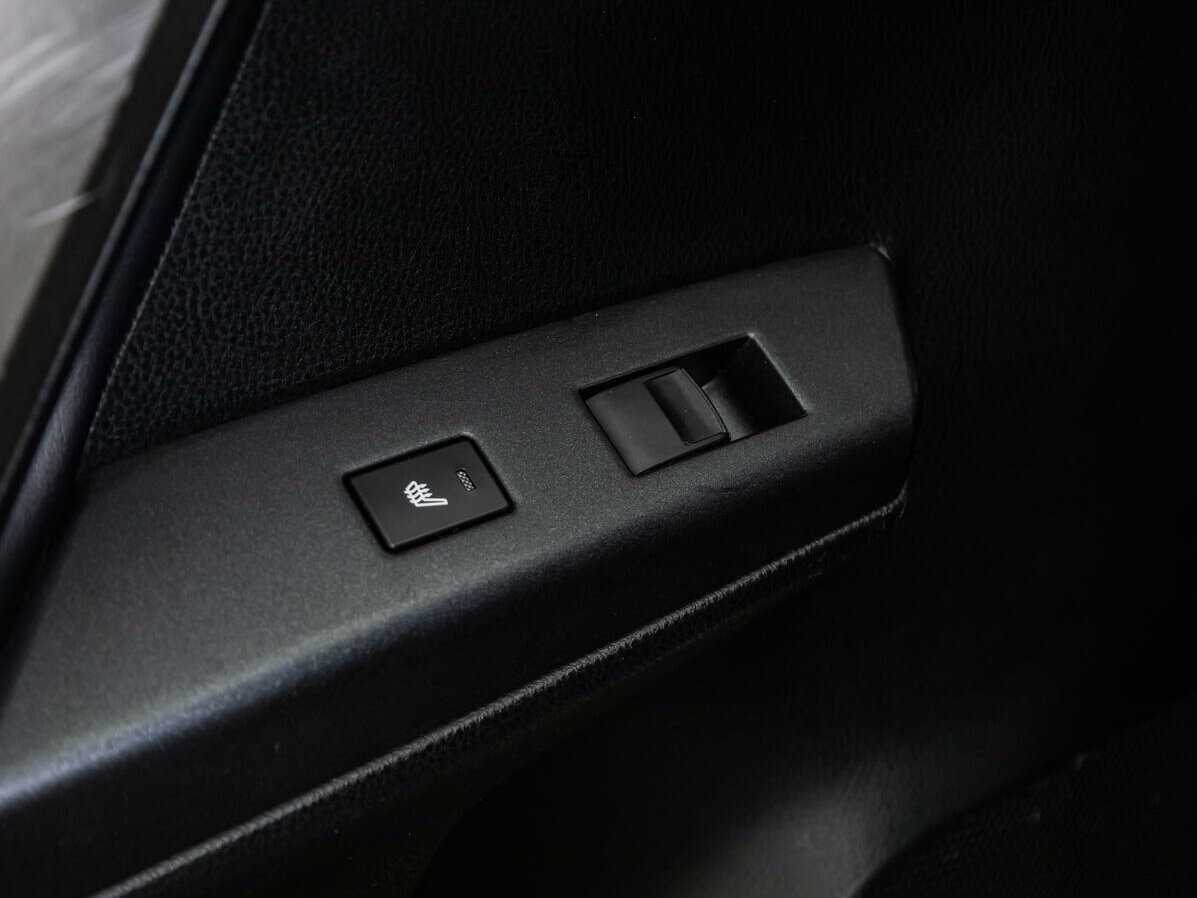 Купить Toyota RAV4, 2018, 130 771 км.. Фото: #16