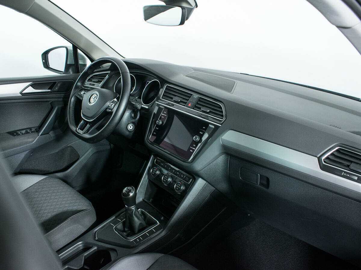 Купить Volkswagen Tiguan, 2019, 17 090 км.. Фото: #7