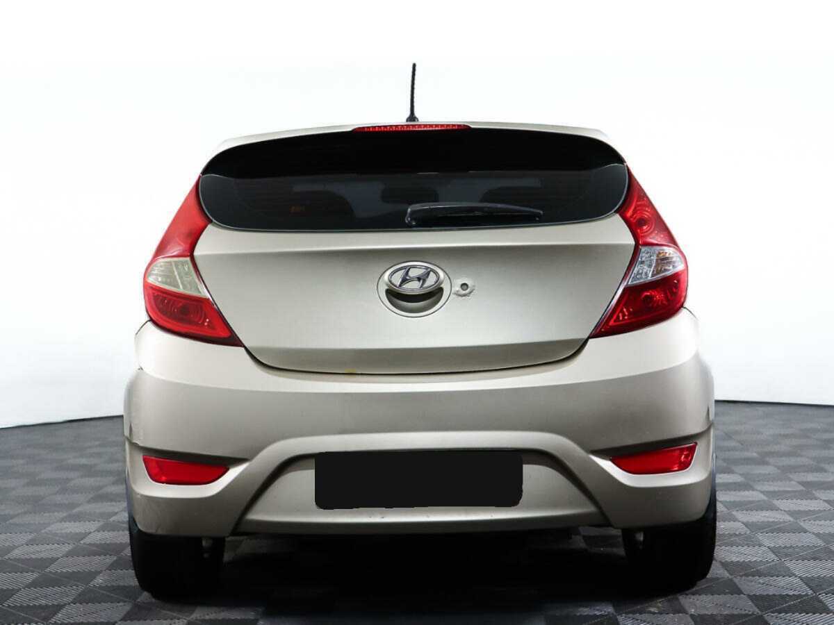 Купить Hyundai Solaris, 2012, 178 384 км.. Фото: #4