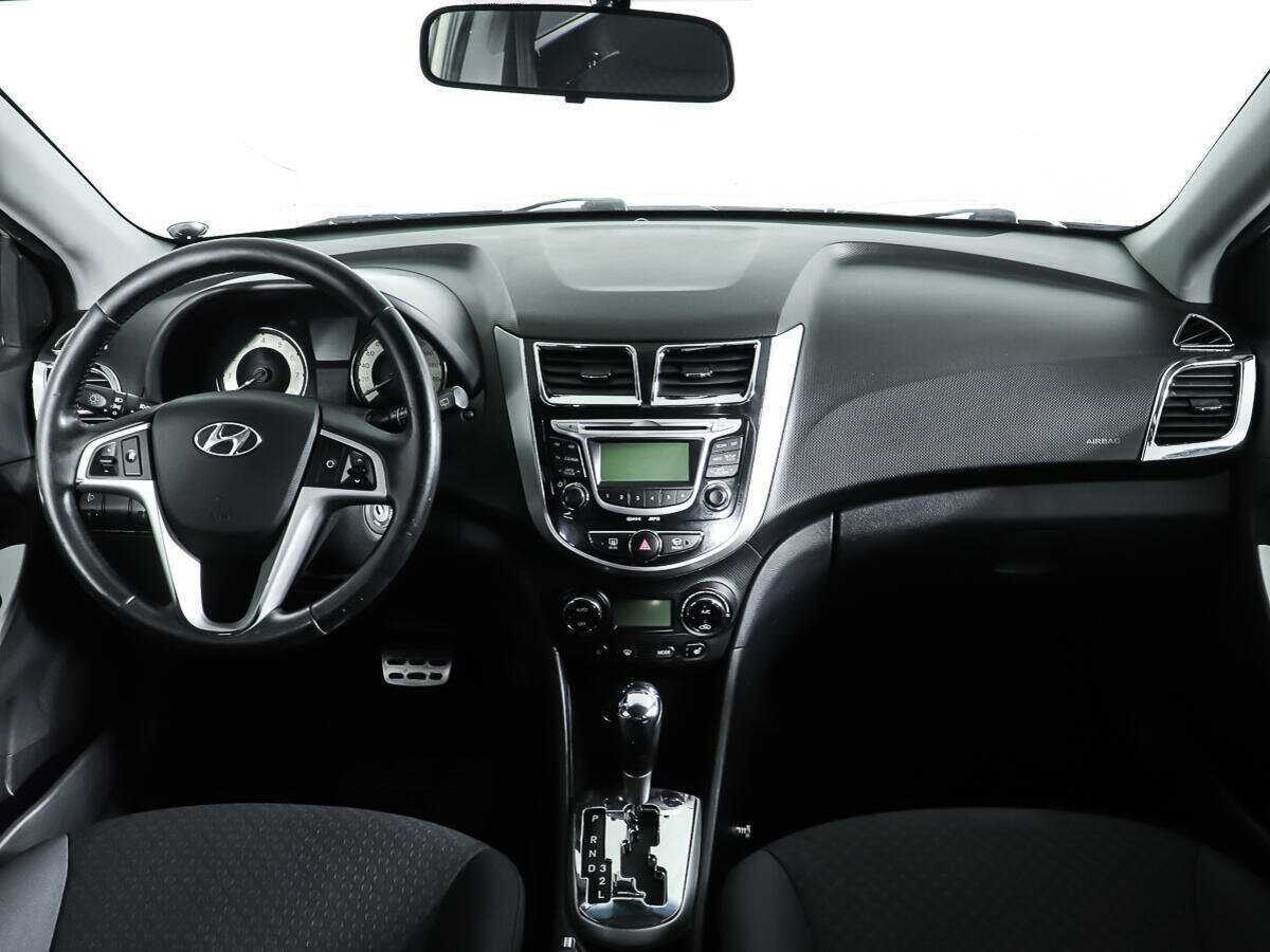 Купить Hyundai Solaris, 2012, 178 384 км.. Фото: #9