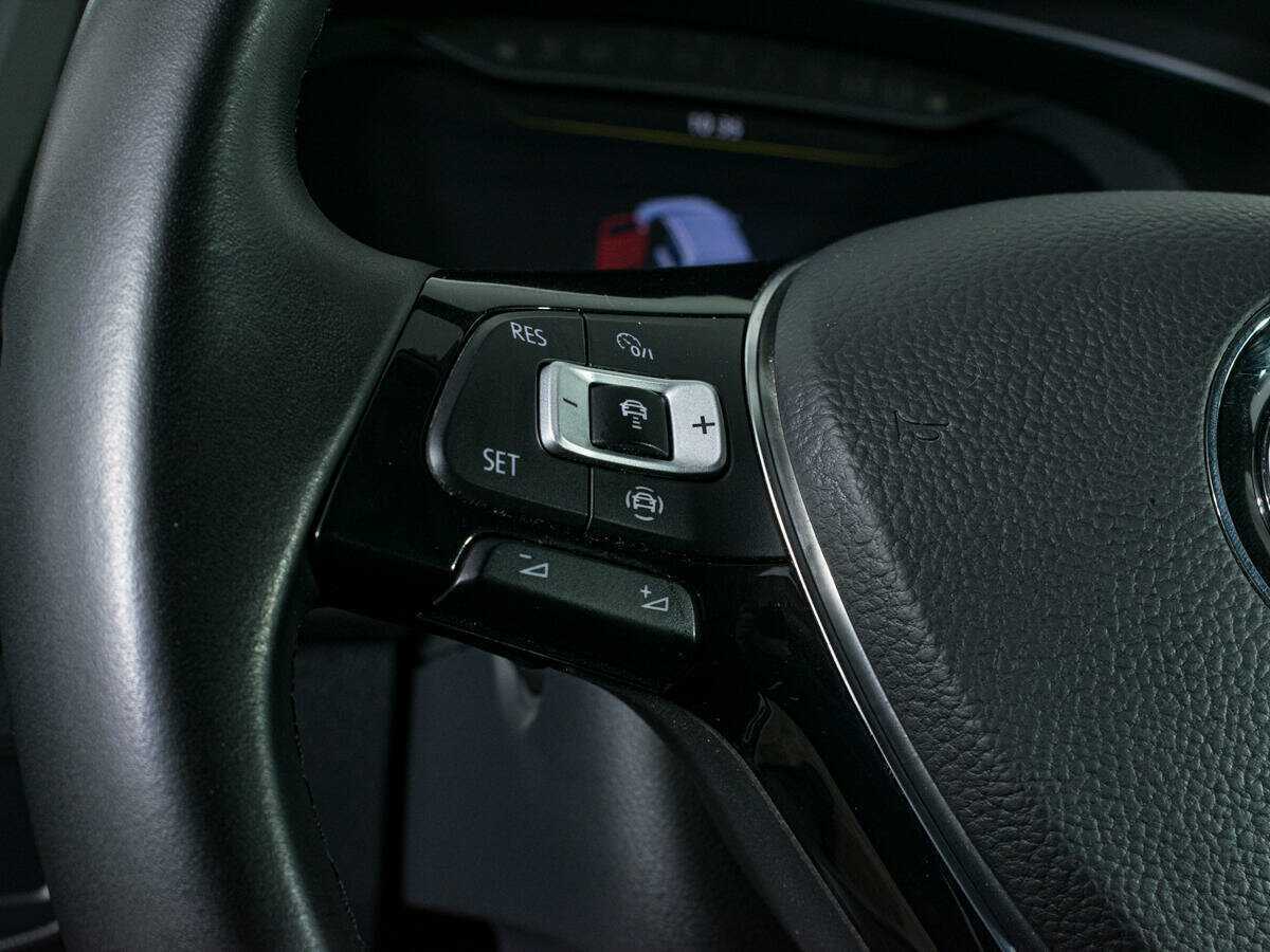 Купить Volkswagen Tiguan, 2018, 114 708 км.. Фото: #13