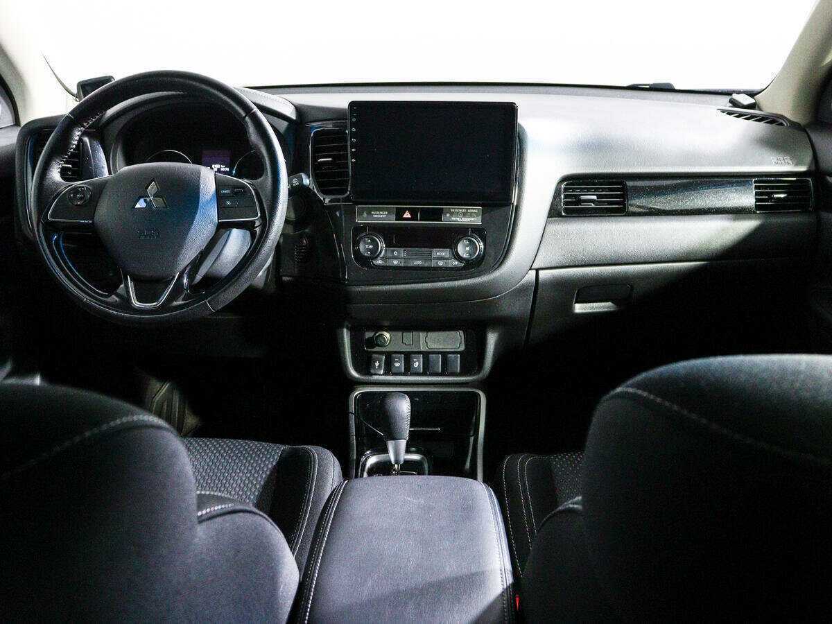 Купить Митсубиши Оутлэндер, 2018, 96 892 км.. Фото: #9