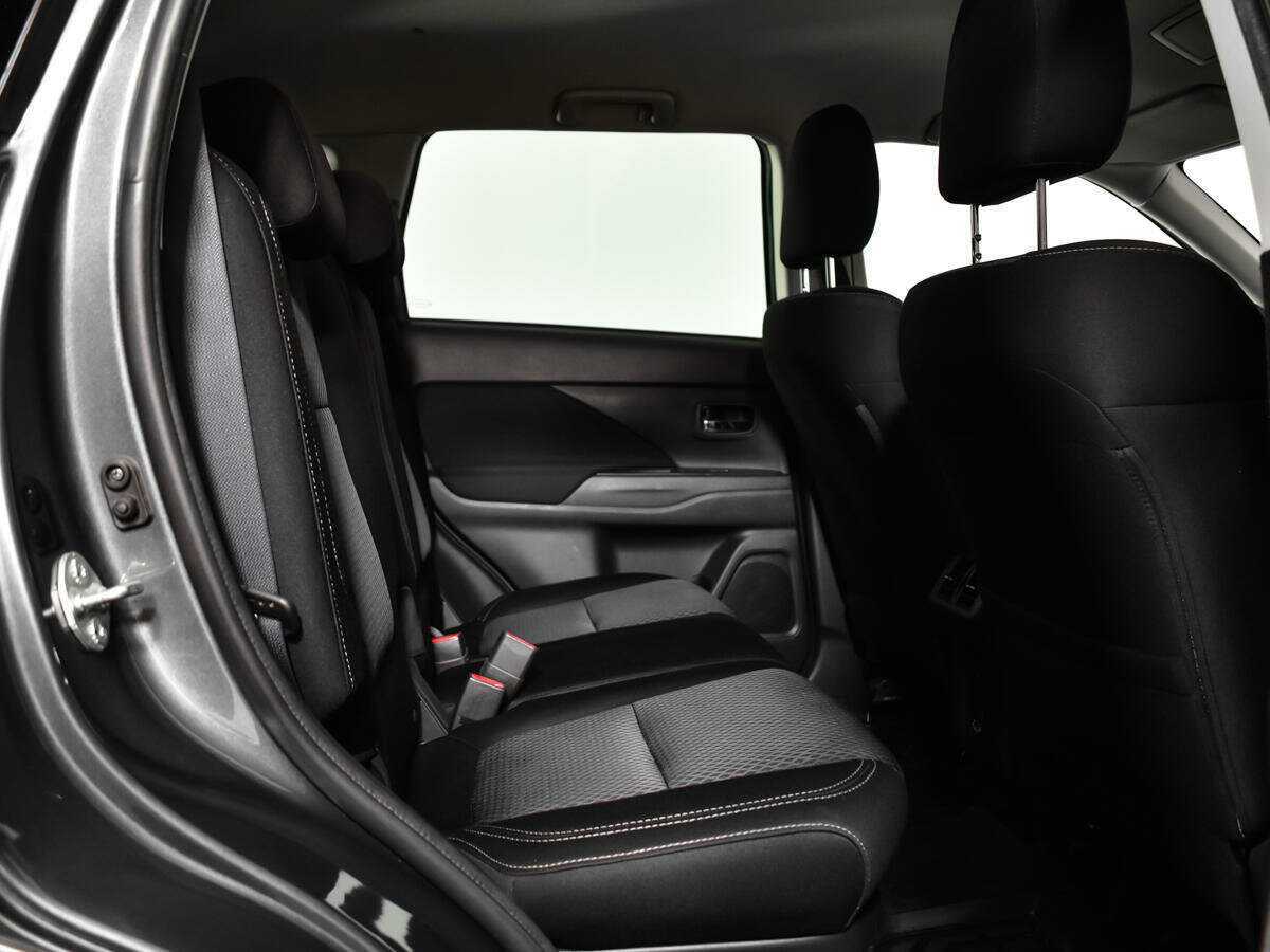 Купить Митсубиши Оутлэндер, 2020, 95 548 км.. Фото: #9