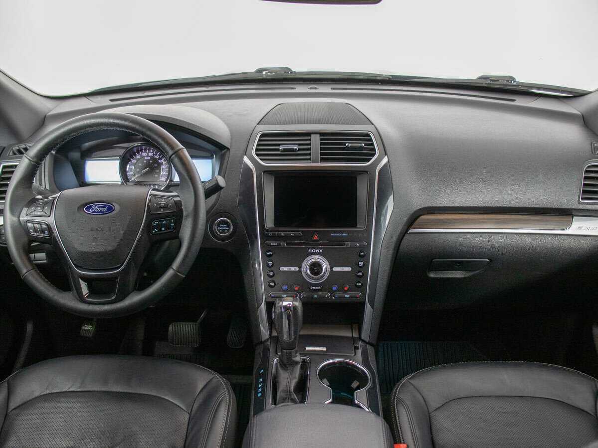 Купить Ford Explorer, 2018, 114 388 км.. Фото: #13