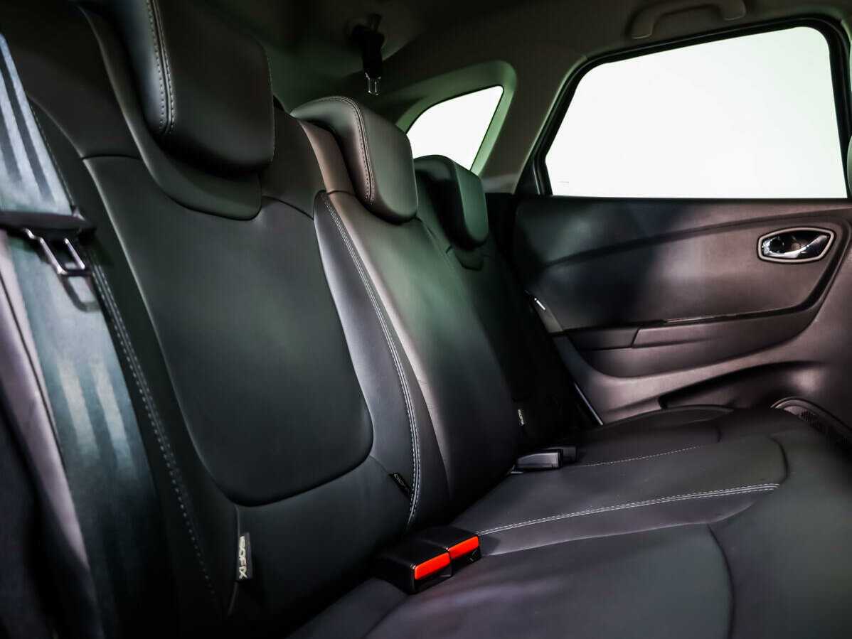 Купить Renault Kaptur, 2017, 54 839 км.. Фото: #11