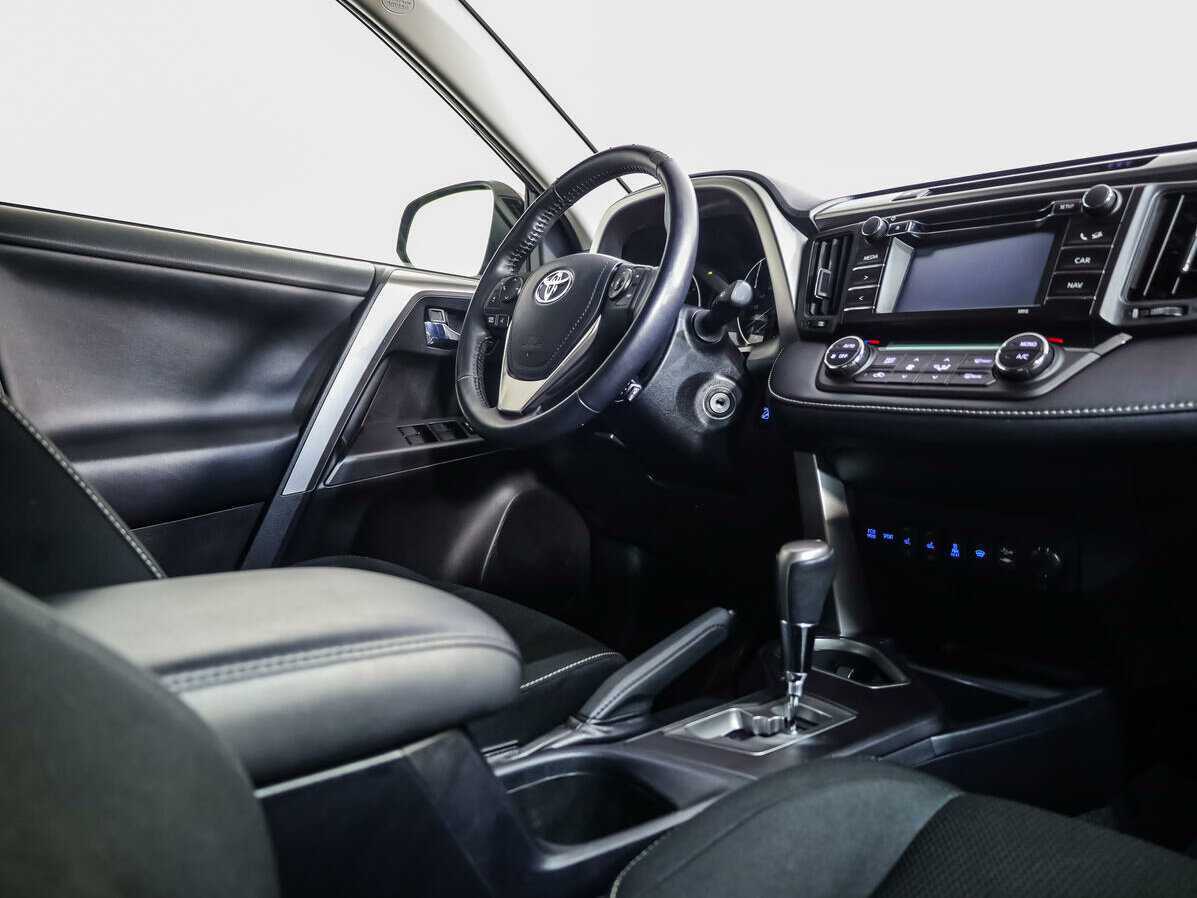 Купить Toyota RAV4, 2015, 108 320 км.. Фото: #7