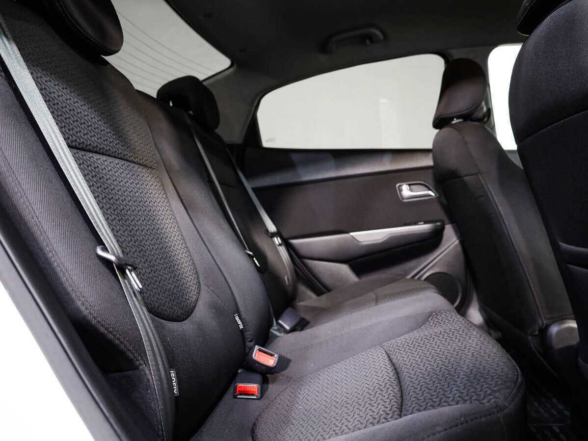 Купить Kia Rio, 2016, 79 023 км.. Фото: #11